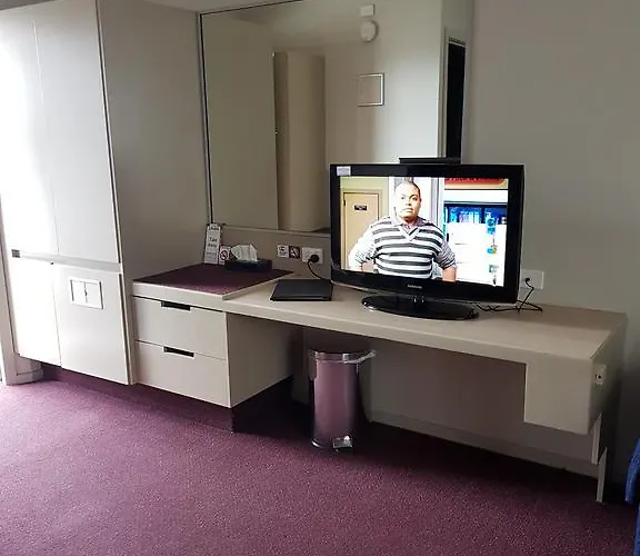 Executive Queen Room